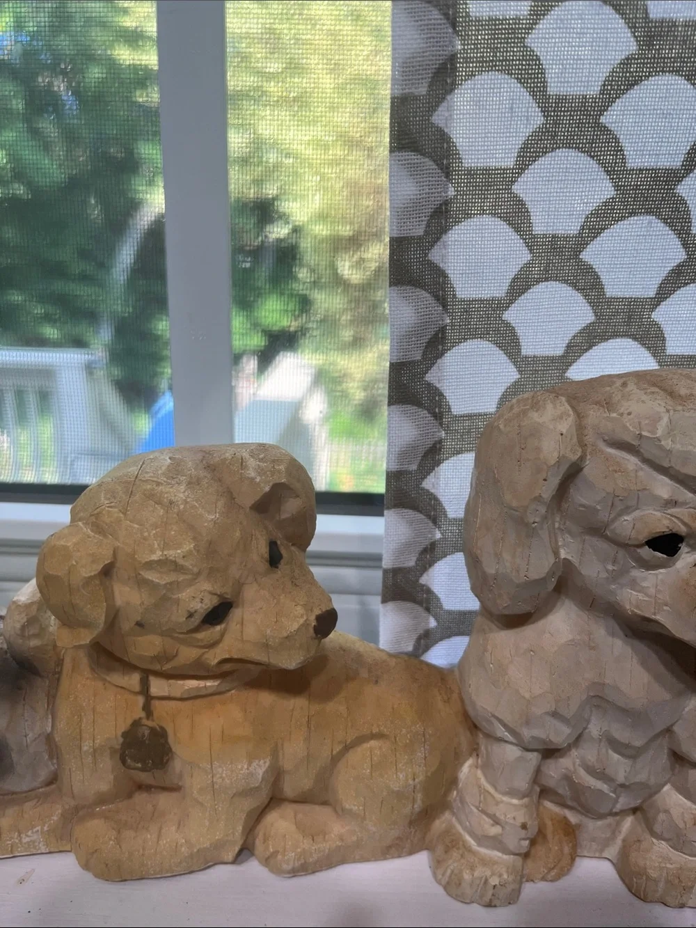 Decorative Dog Figurine for Wall or Shelf